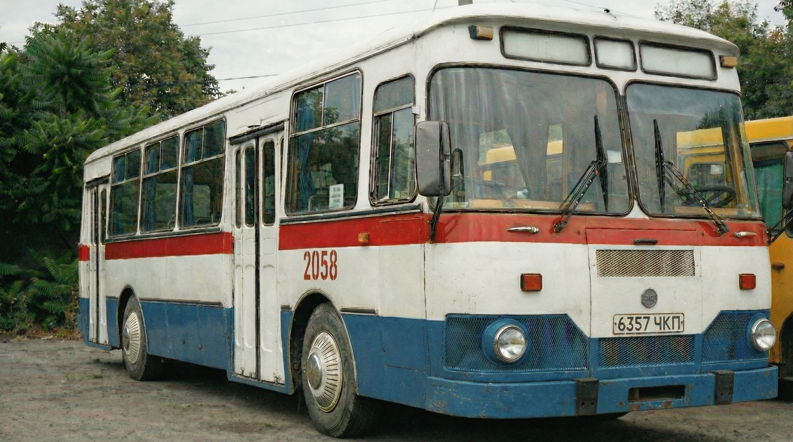 Воссоздан по воспоминаниям Стаса и фото из гугла.